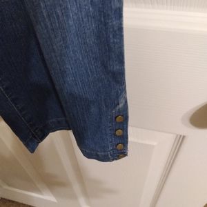 Bandolino comfy stretch capri